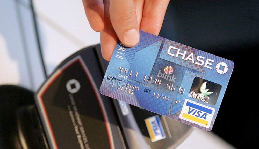 Chase Credit Card Users Increasingly Worried Due to a SERIOUS Glitch in