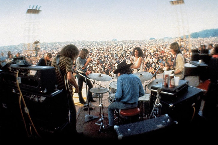 Rare Woodstock Photos That Capture The Magic Of 1960s' Most Iconic ...